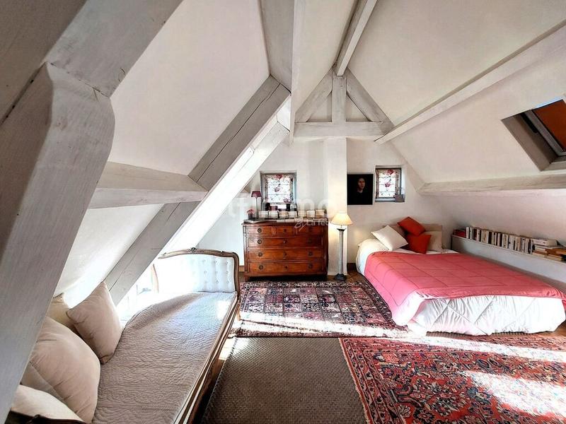 Maison en pierre - 97 m² - 4 pièces