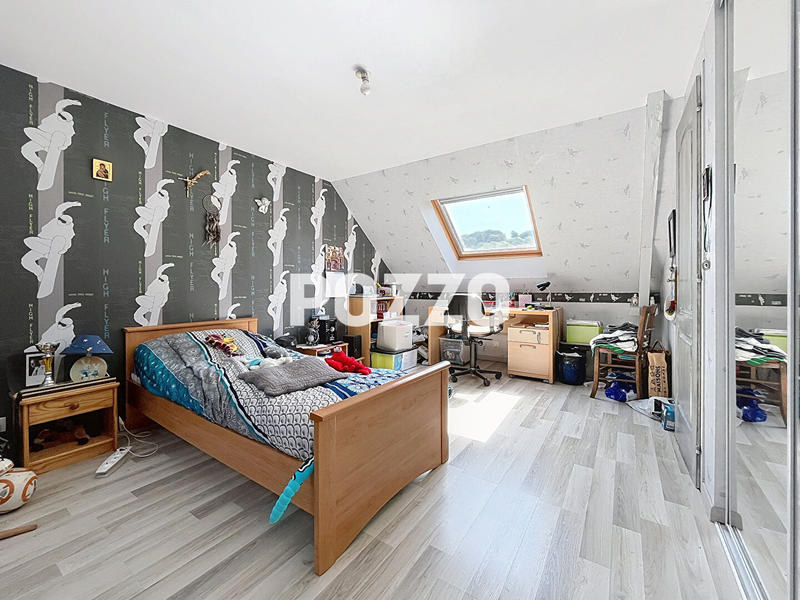 Maison - 160 m² - 8 pièces