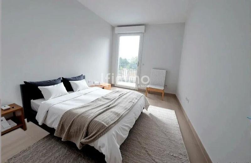 Appartement - 80 m² - 4 pièces