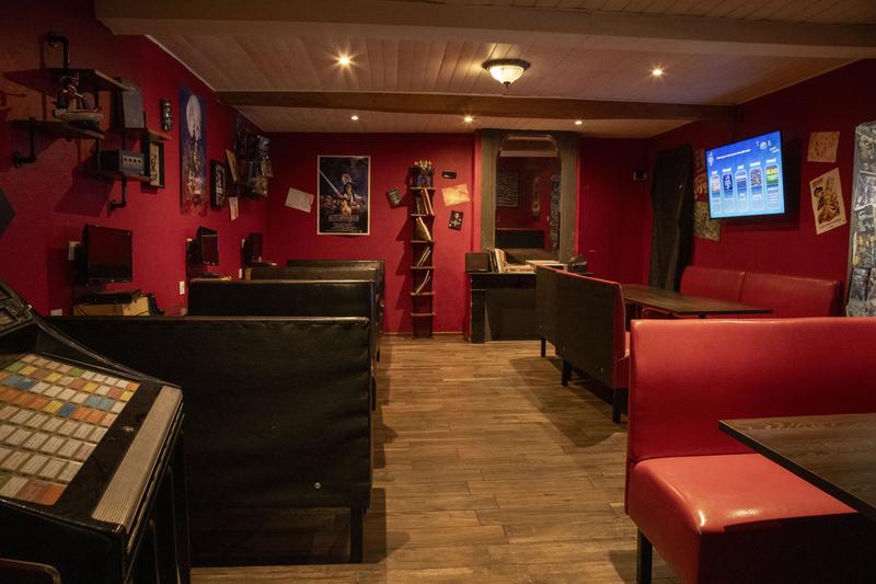 Fonds de commerce - Magasins - 200 m²