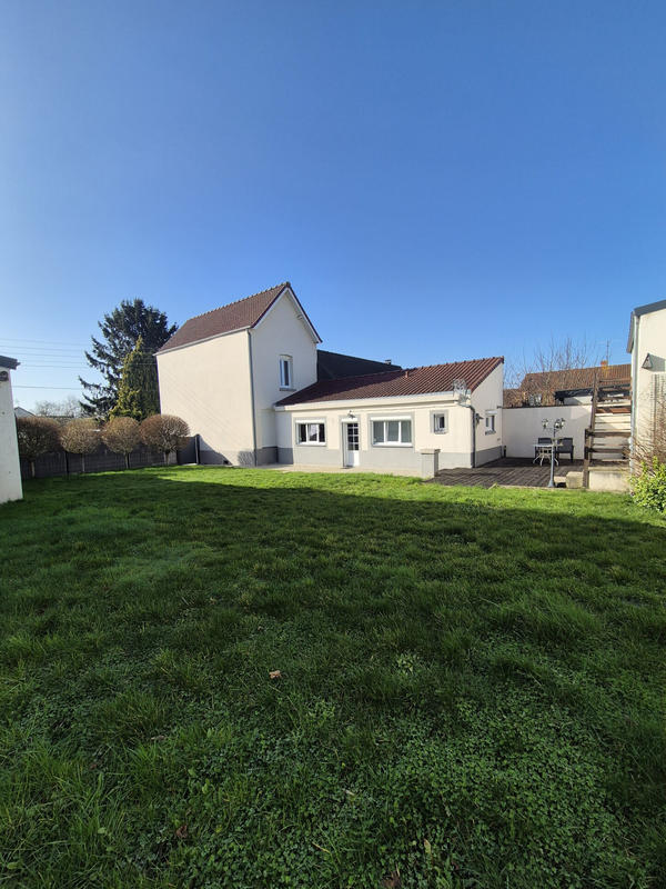 Maison - 110 m² - 5 pièces