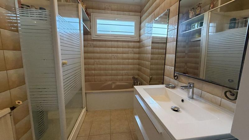 Maison - 154 m² - 8 pièces