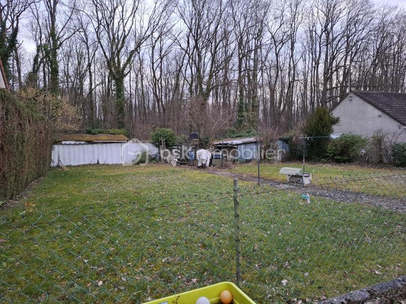 Terrain constructible - 553 m²