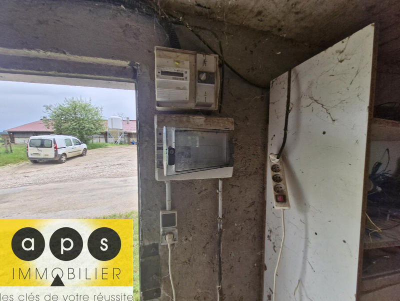 Local commercial - 130 m² - 3 pièces