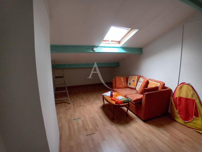 Immeuble - 259 m² - 7 pièces