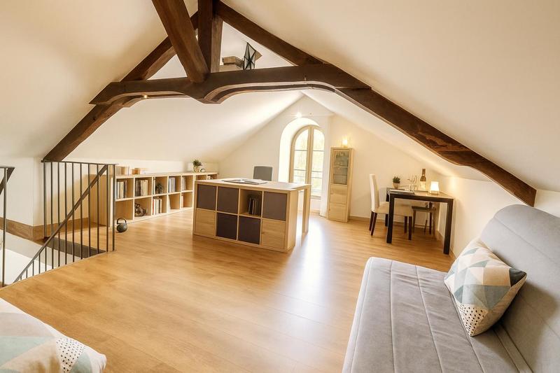 Appartement - 100 m² - 5 pièces