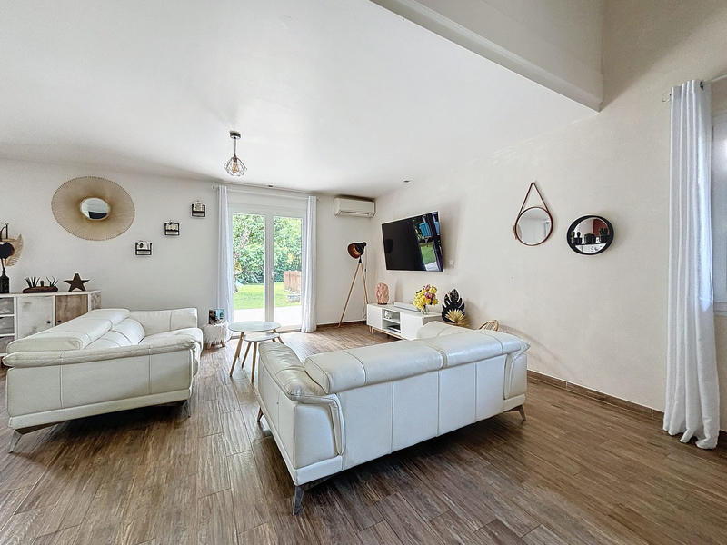 Maison - 159 m² - 7 pièces