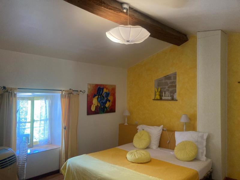 Maison de maîtres - 300 m² - 12 pièces