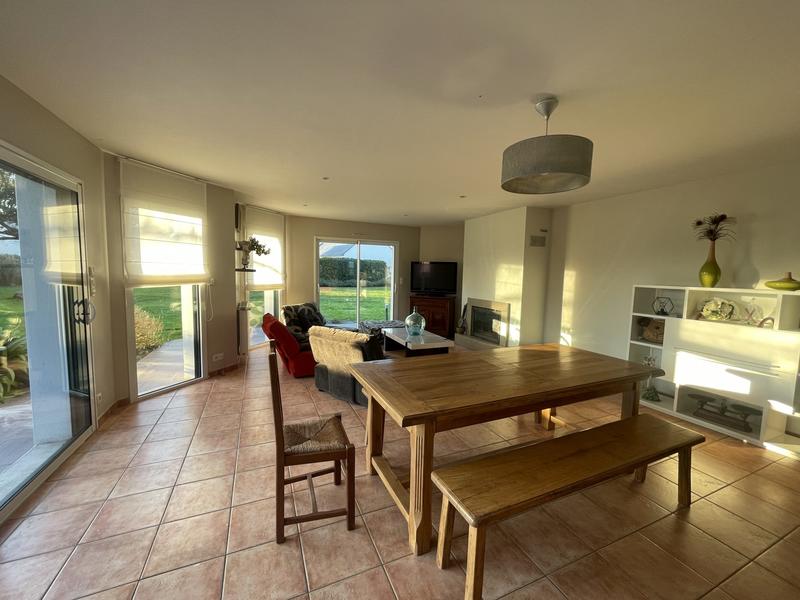 Maison - 151 m² - 6 pièces