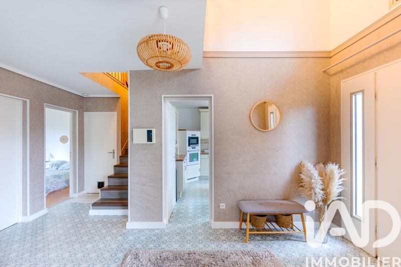 Maison - 145 m² - 7 pièces