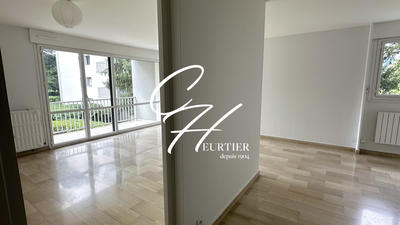 Appartement - 109 m² - 5 pièces