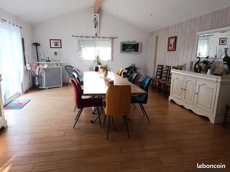 Appartement - 193 m² - 6 pièces