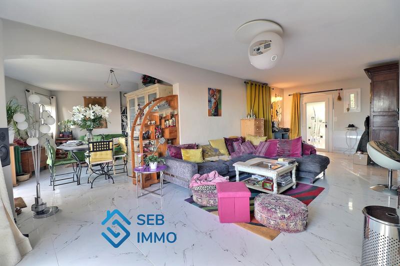 Maison - 130 m² - 5 pièces