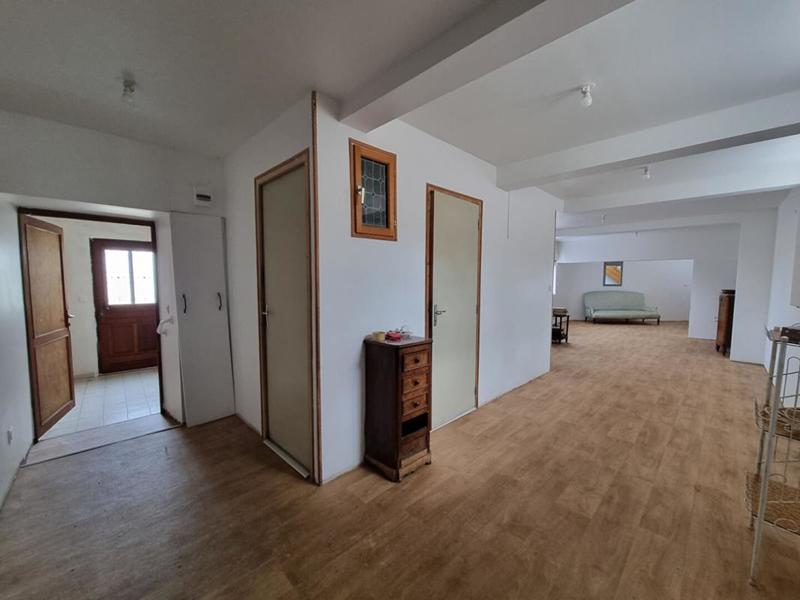 Maison - 163 m² - 8 pièces