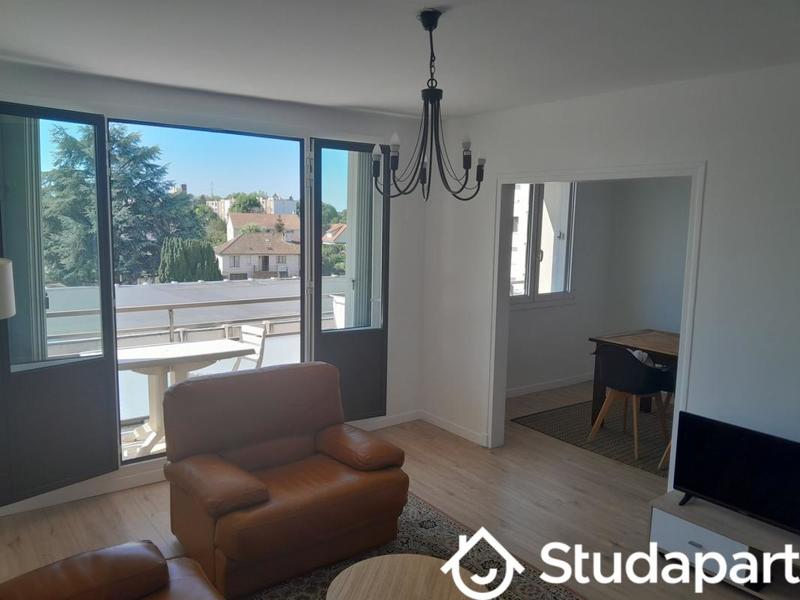 Appartement - 70 m² - 4 pièces