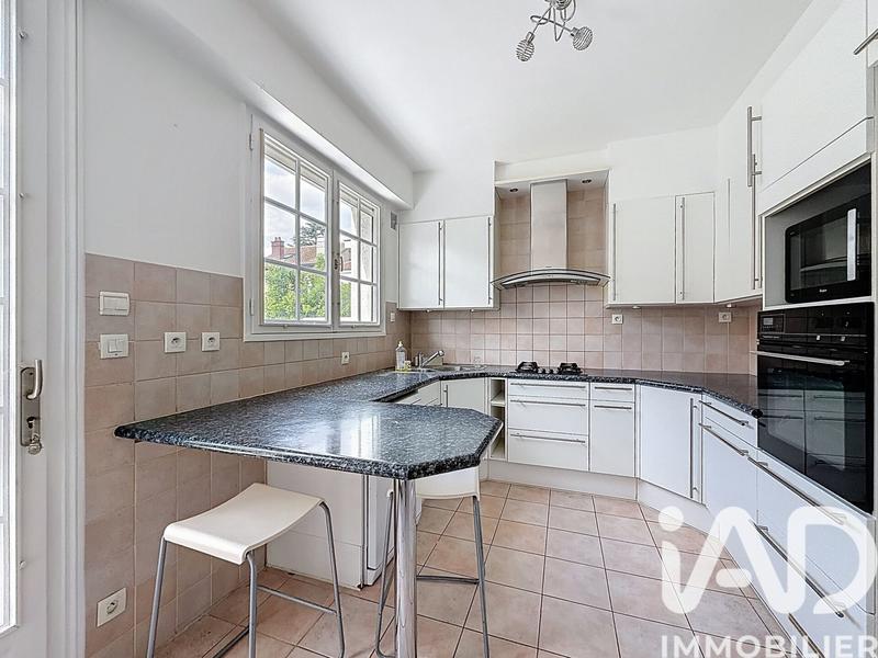 Maison - 186 m² - 7 pièces