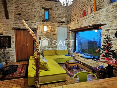 Maison - 260 m² - 10 pièces