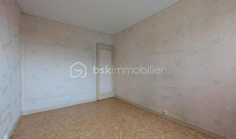 Appartement - 64 m² - 4 pièces