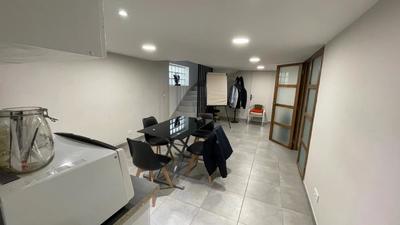 Bureau - 270 m² - 6 pièces