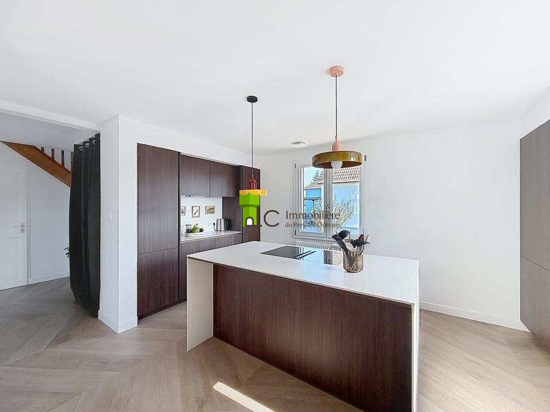 Maison - 92 m² - 4 pièces