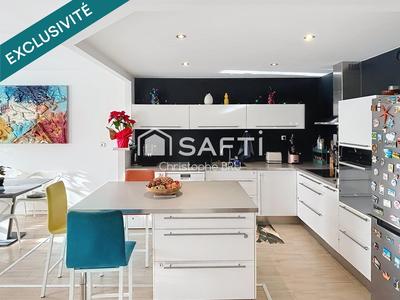 Appartement - 80 m² - 3 pièces