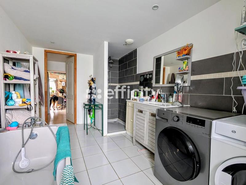 Maison - 205 m² - 10 pièces