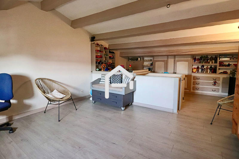 Villa - 120 m² - 4 pièces