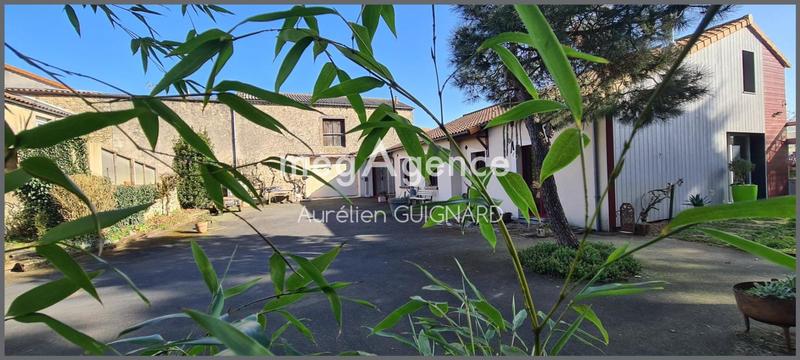 Maison - 153 m² - 9 pièces