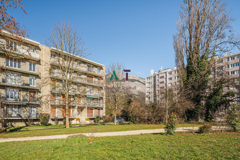 Appartement - 64 m² - 3 pièces