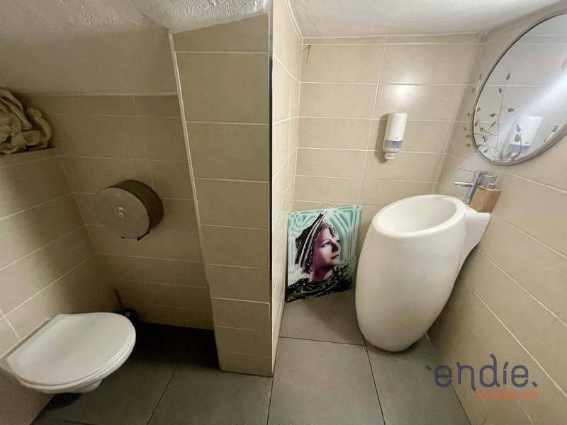 Fonds de commerce - 85 m²