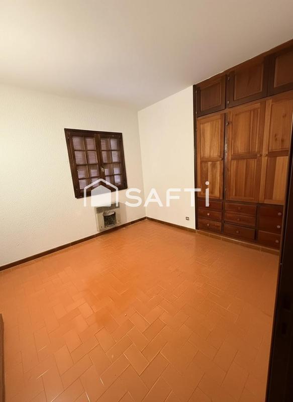 Maison - 228 m² - 7 pièces