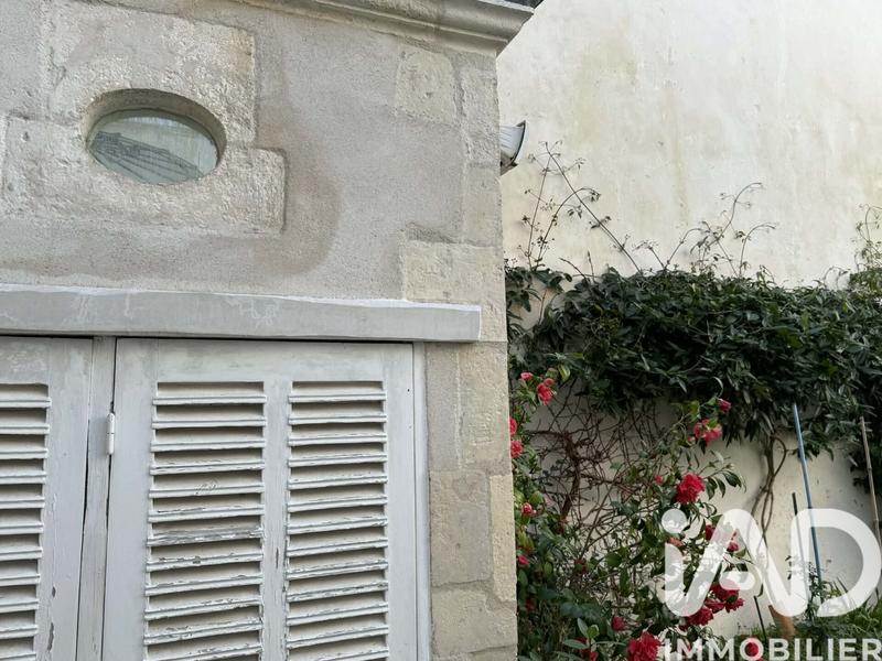 Maison de ville - 228 m² - 8 pièces