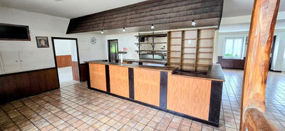 Maison - 292 m² - 7 pièces