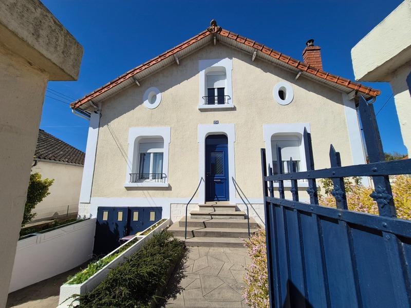 Maison - 112 m² - 6 pièces