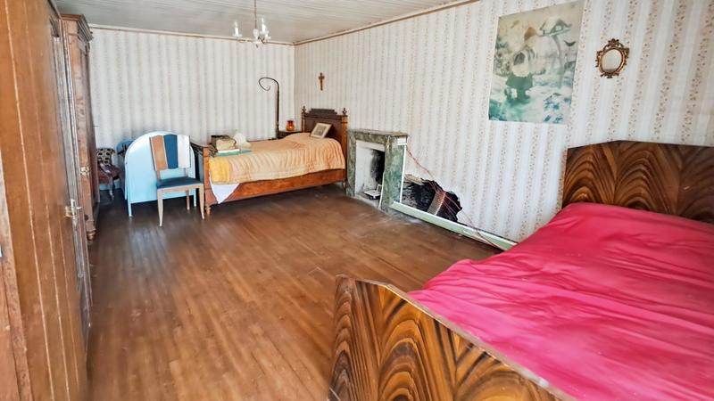 Maison de bourg - 110 m² - 4 pièces