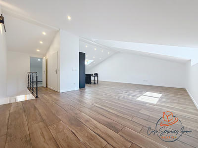 Appartement - 140 m² - 4 pièces