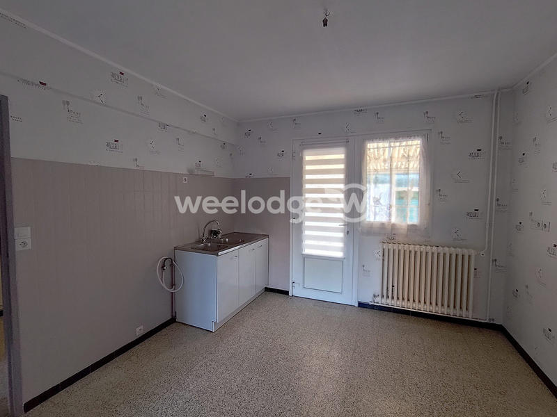 Maison - 94 m² - 5 pièces