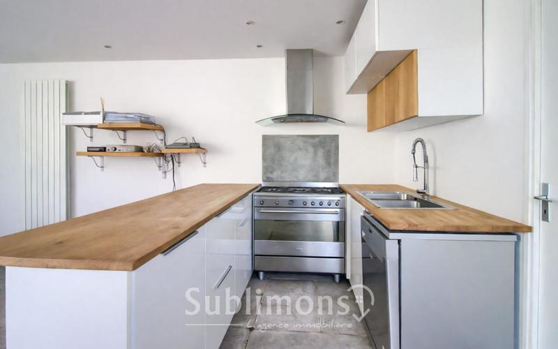 Maison - 102 m² - 4 pièces