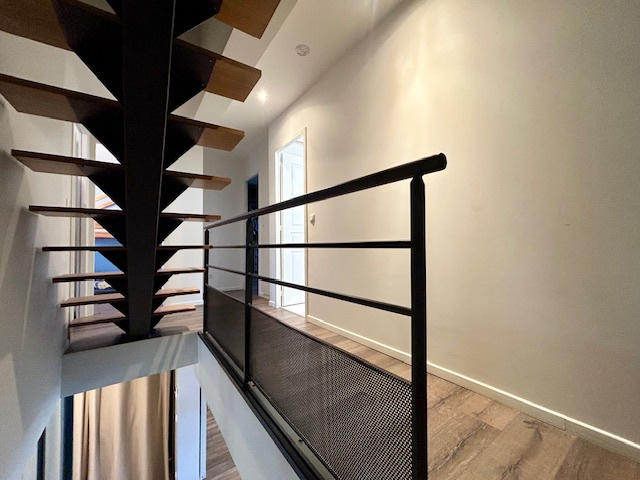 Maison - 167 m² - 7 pièces