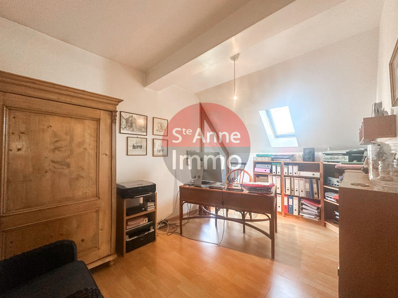 Maison - 195 m² - 11 pièces