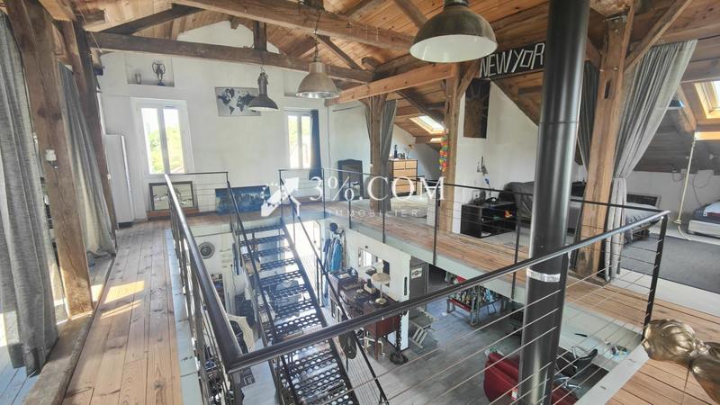 Maison - 186 m² - 5 pièces