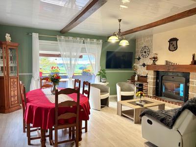 Maison - 101 m² - 5 pièces