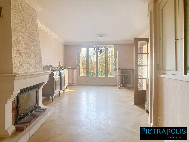 Maison - 177 m² - 6 pièces