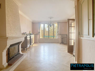 Maison - 177 m² - 6 pièces