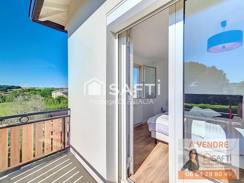 Maison - 211 m² - 6 pièces