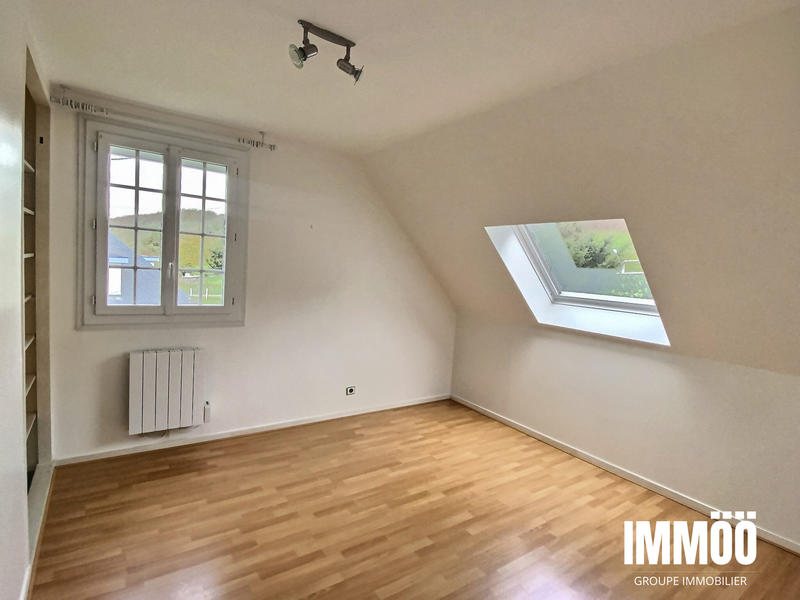 Maison - 178 m² - 8 pièces