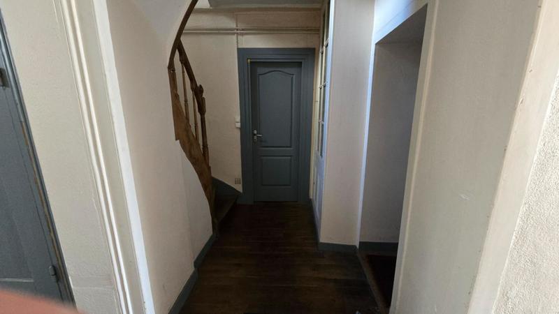 Immeuble - 144 m² - 9 pièces