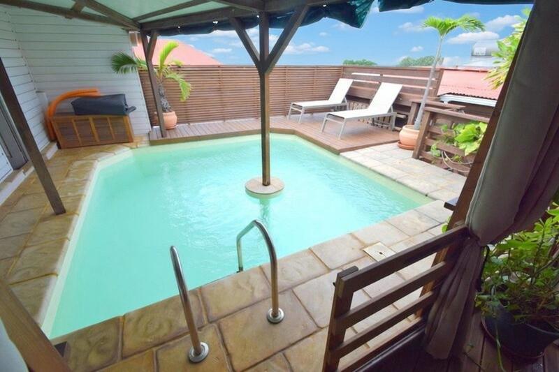 Villa - 200 m² - 10 pièces