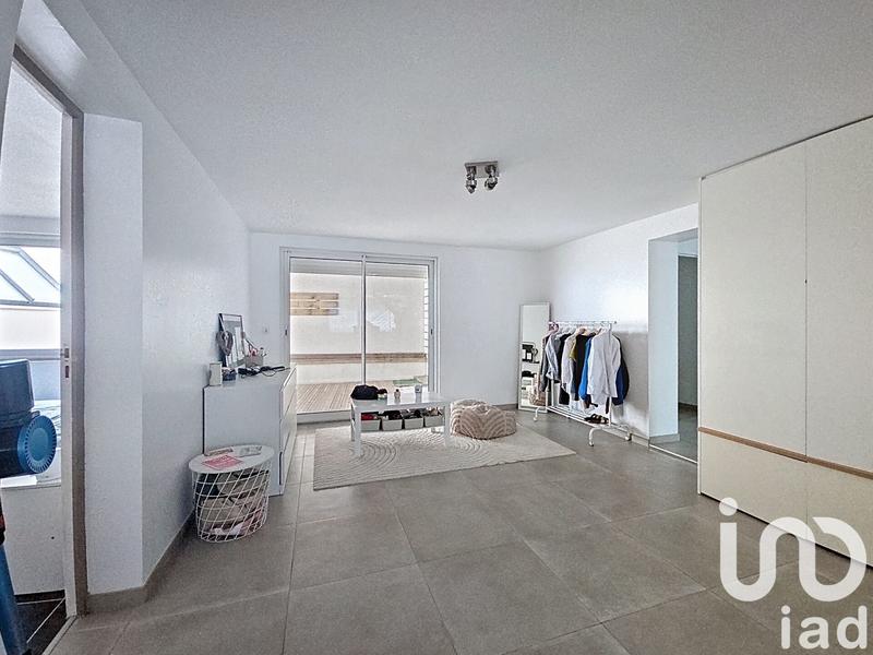 Maison - 200 m² - 7 pièces