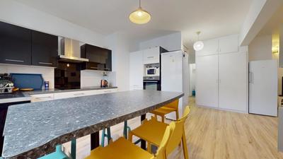 Appartement - 113 m² - 7 pièces